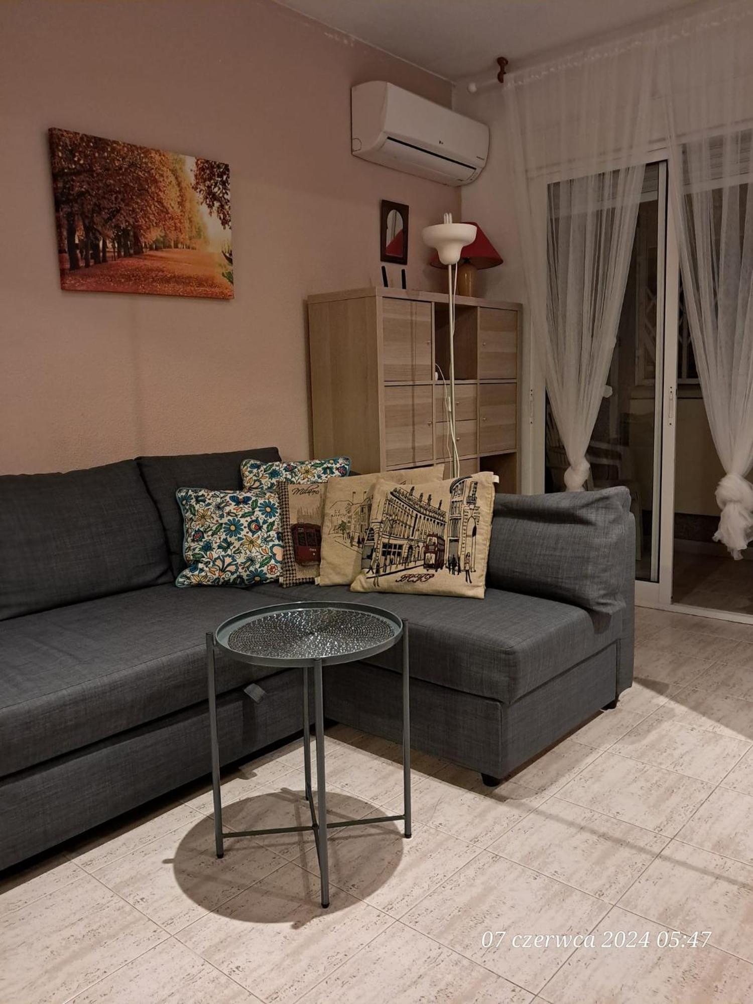 Tango Mango Apartment! Plaza 5 Min, Basen! 또레비에하 외부 사진